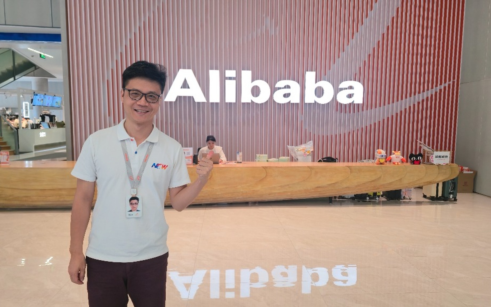 Ze-Link Sourcing Partner at Alibaba Headquarters